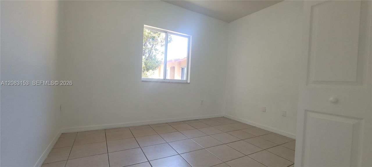 33 E 20th St , Unit 203, Hialeah, FL 33010 Photo