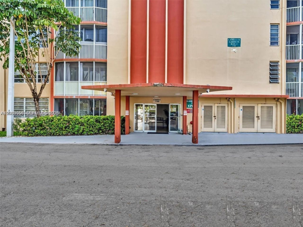1780 NE 191st St, Unit 204-2, Miami, FL 33179 Photo