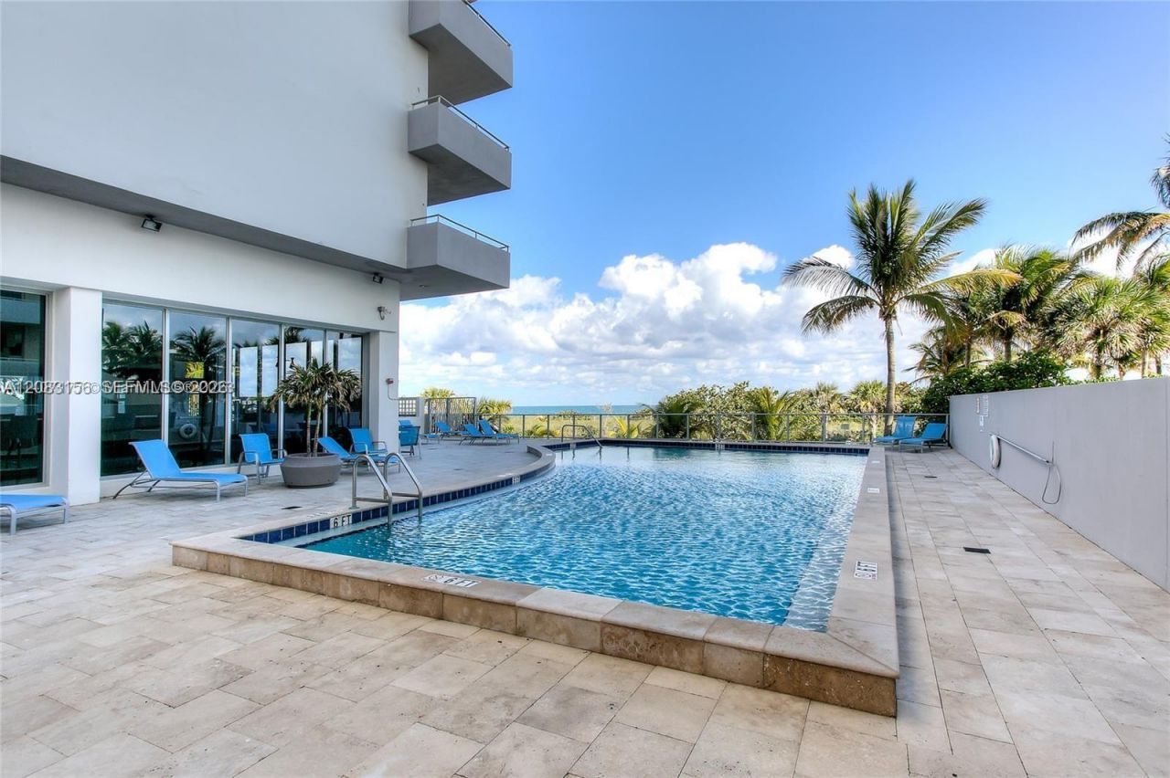 9225 Collins Ave, Unit 504, Surfside, FL 33154 Photo