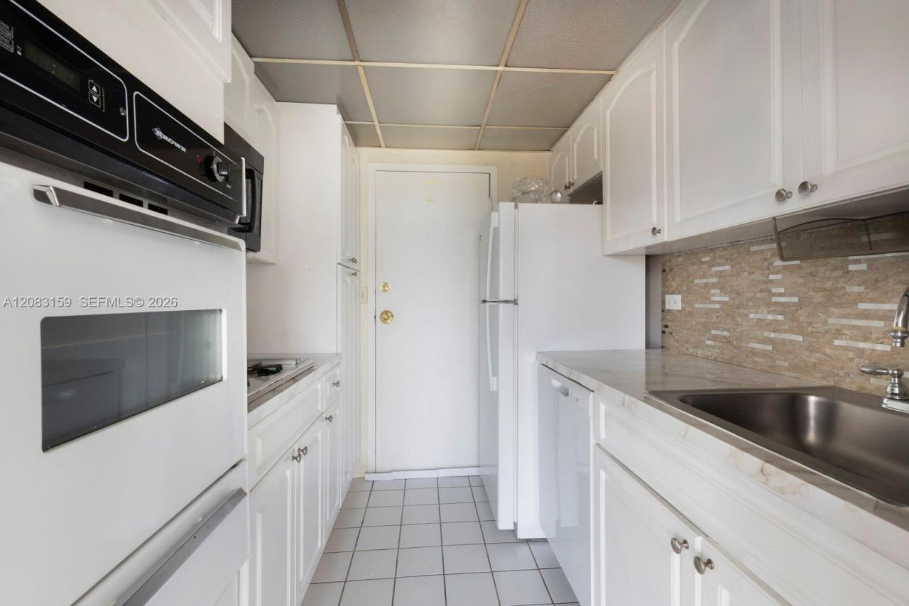 700 Biltmore Way, Unit 719, Coral Gables, FL 33134 Photo