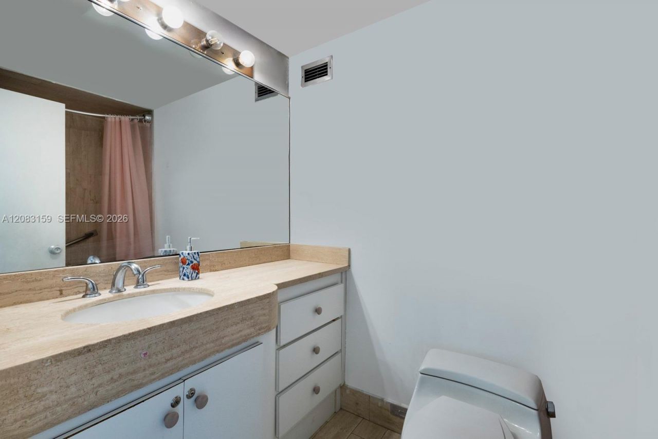 700 Biltmore Way, Unit 719, Coral Gables, FL 33134 Photo