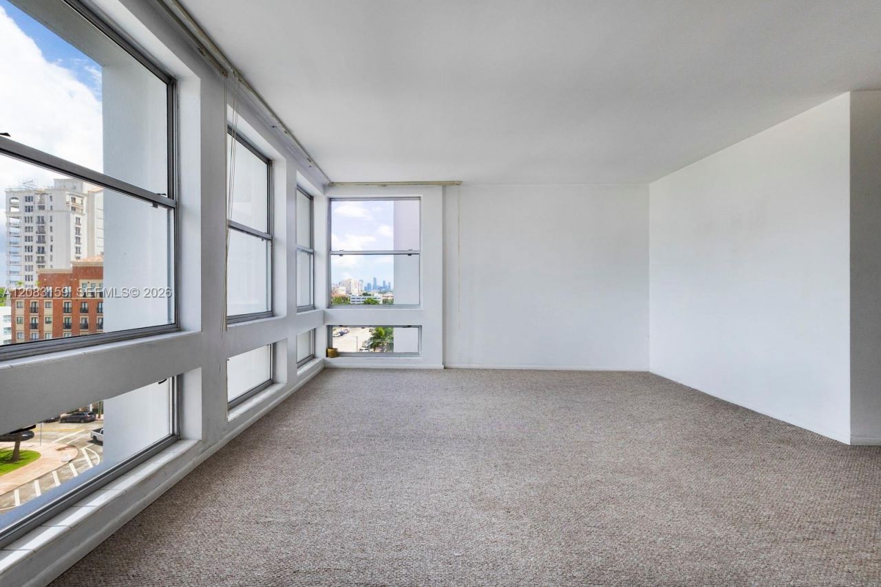 700 Biltmore Way, Unit 719, Coral Gables, FL 33134 Photo