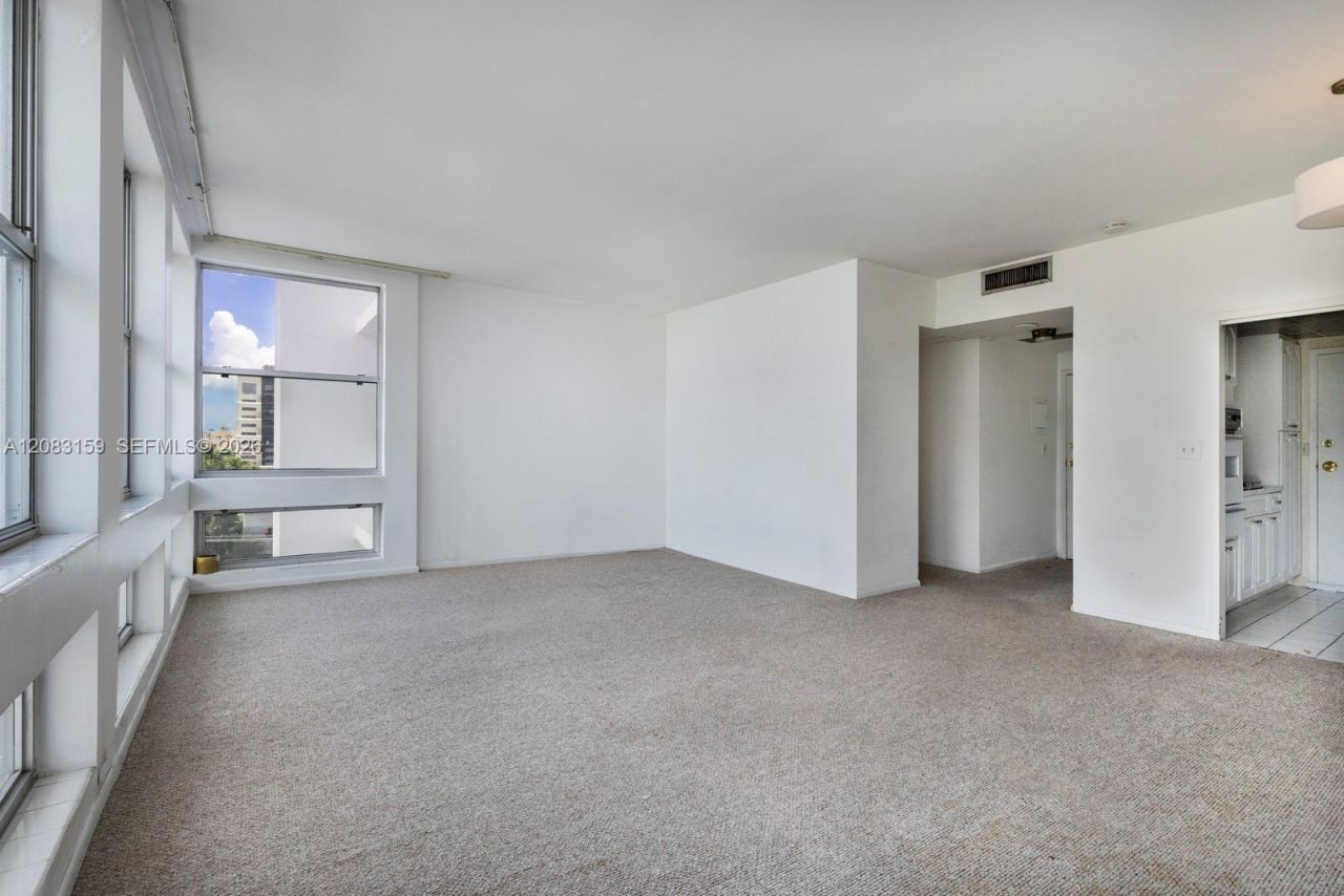 700 Biltmore Way, Unit 719, Coral Gables, FL 33134 Photo