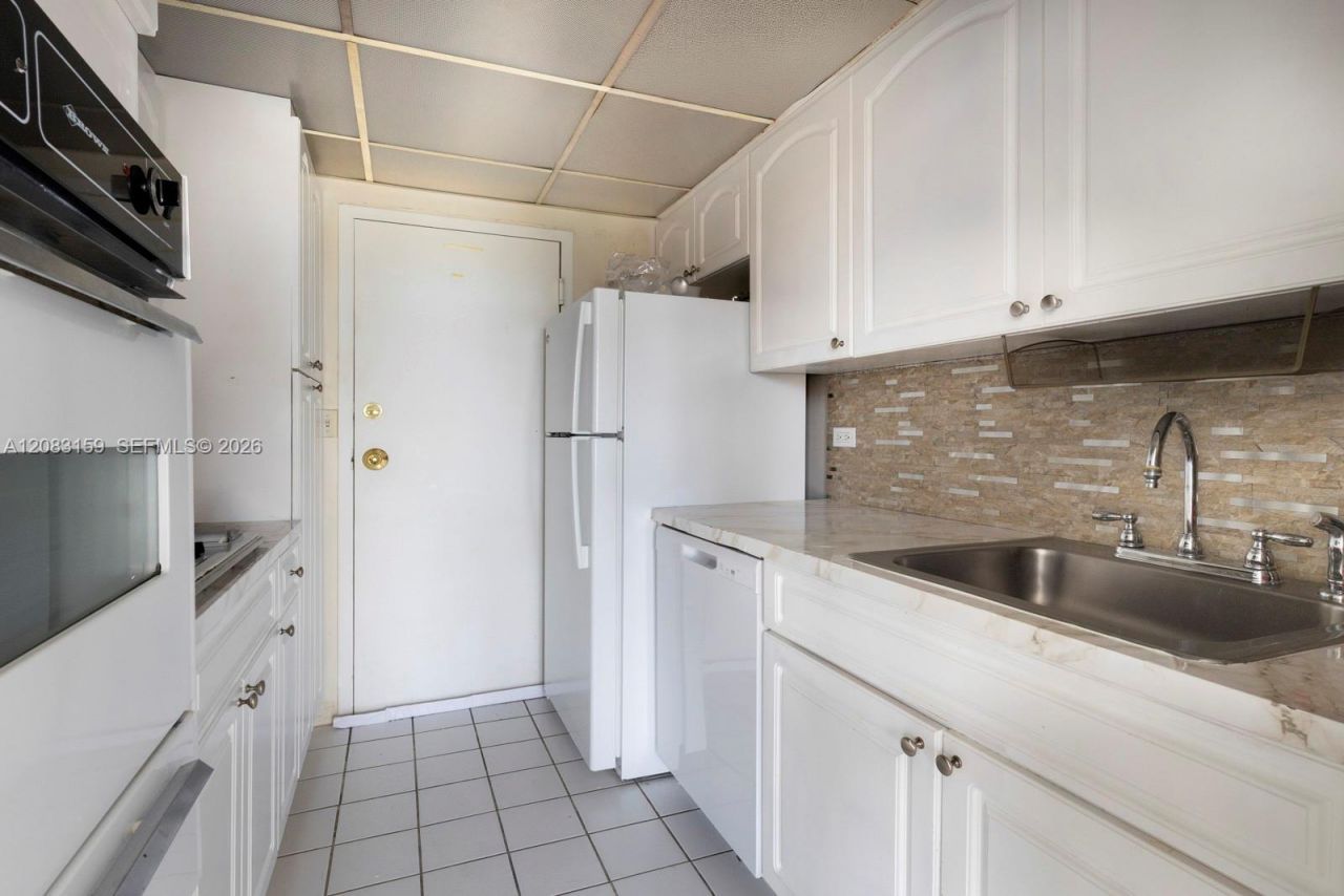 700 Biltmore Way, Unit 719, Coral Gables, FL 33134 Photo