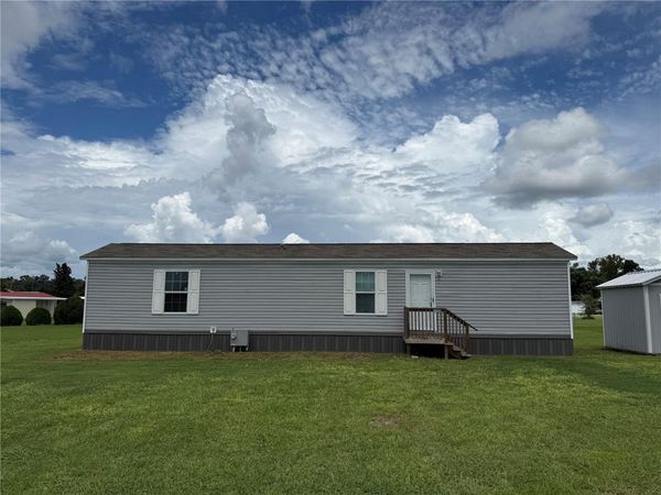 1129 NW 12TH LANE , LAKE PANASOFFKEE, FL 33538