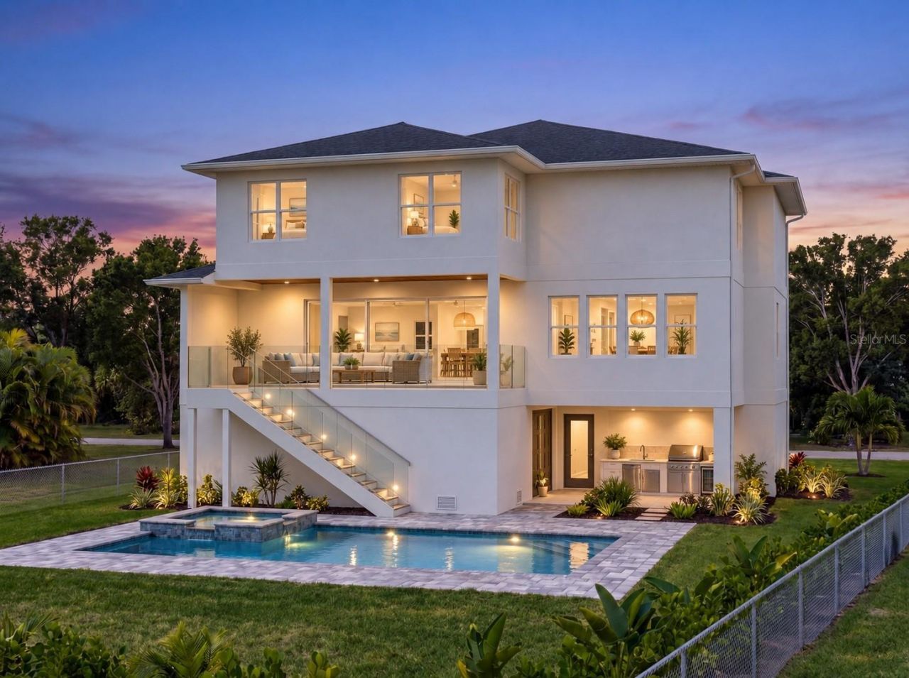 335 N Washington Drive, Sarasota, FL 34236 Photo