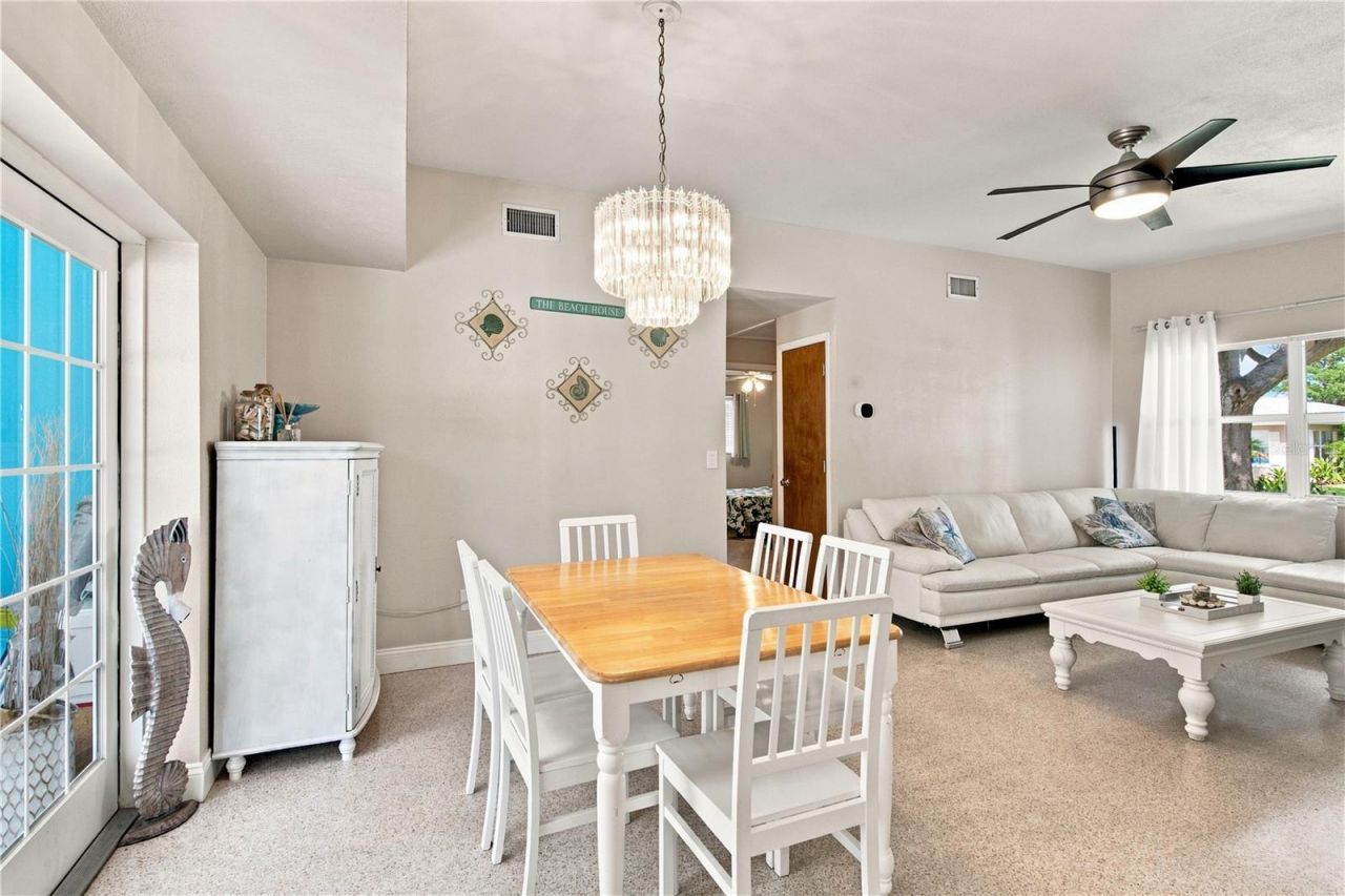 11610 116th Street , Seminole, FL 33778 Photo