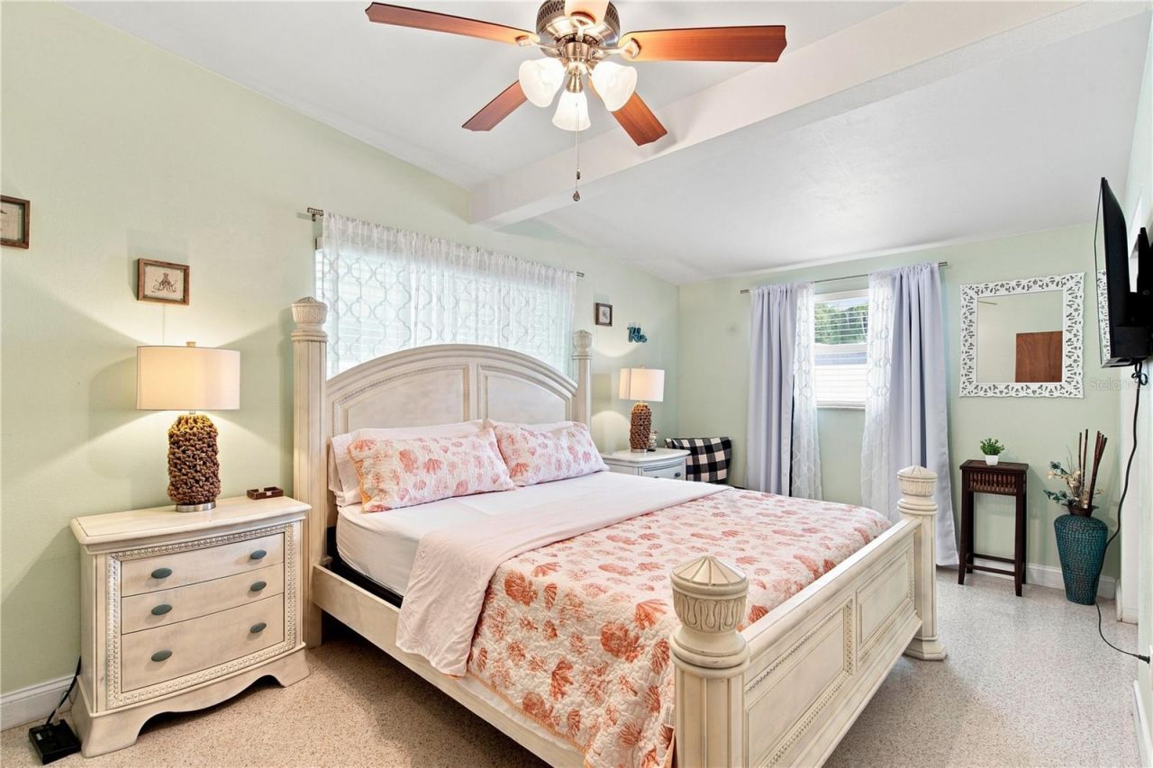 11610 116th Street , Seminole, FL 33778 Photo