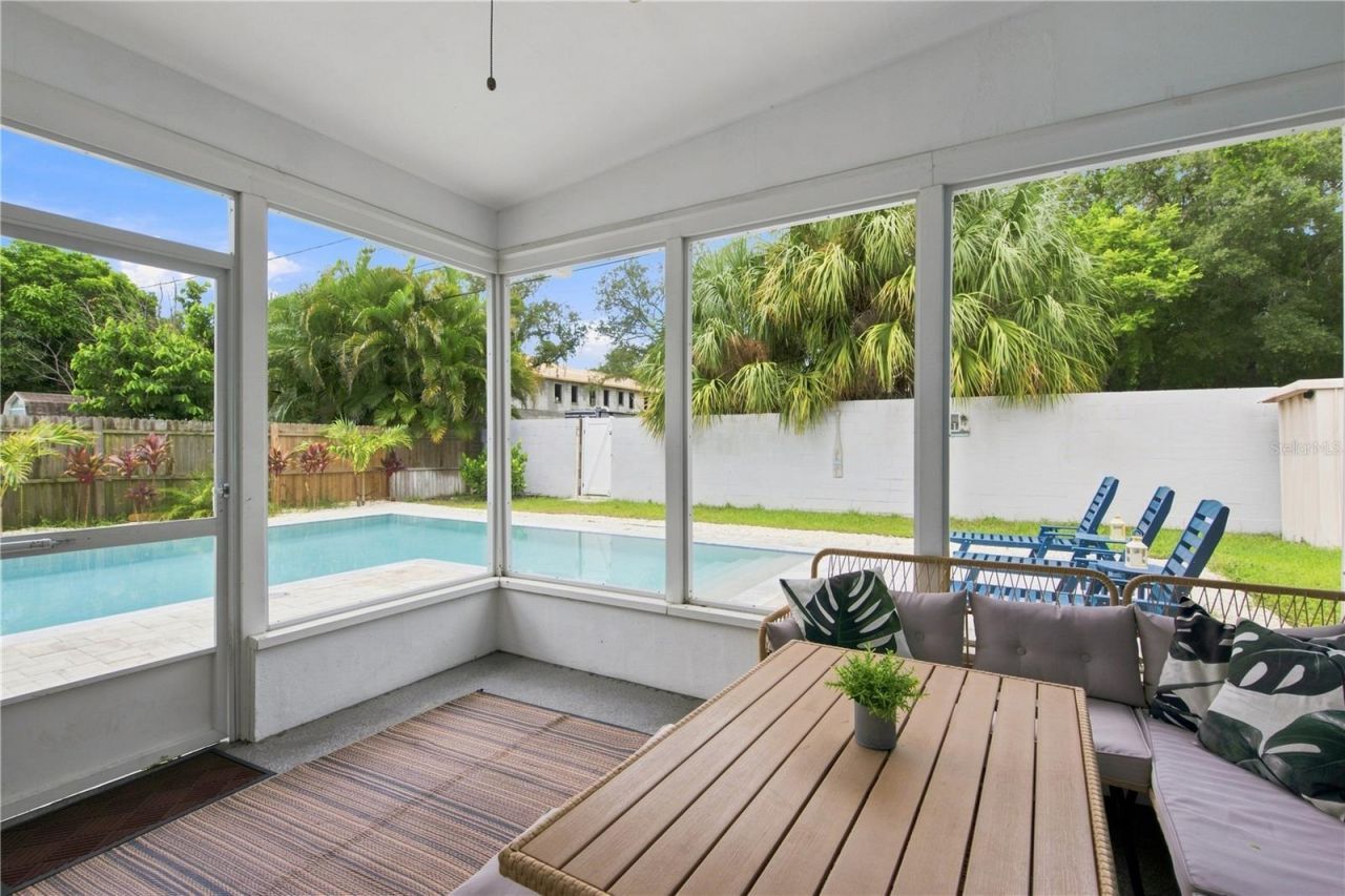 11610 116th Street , Seminole, FL 33778 Photo