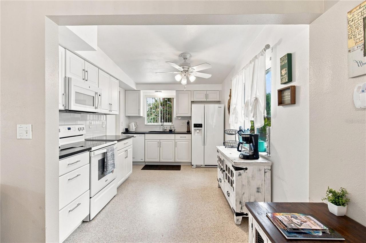 11610 116th Street , Seminole, FL 33778 Photo