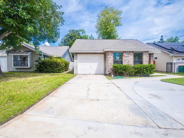1711 Bennetts End, Ft Walton Beach, FL 32547
