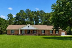 451 Kelton Road photo 4