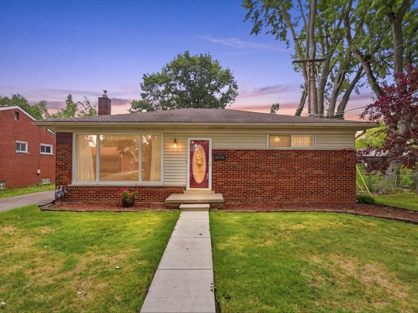 25036 Cathedral Street, Redford, MI 48239