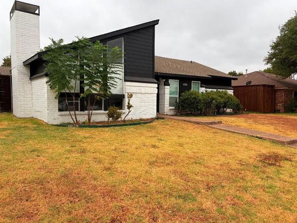 2206 Old Mill Road , Carrollton, TX 75007