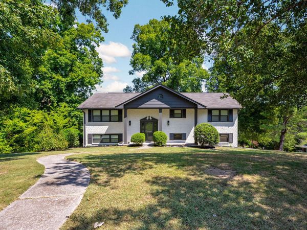 1011 Woodfinch Trail, Chattanooga, TN 37421