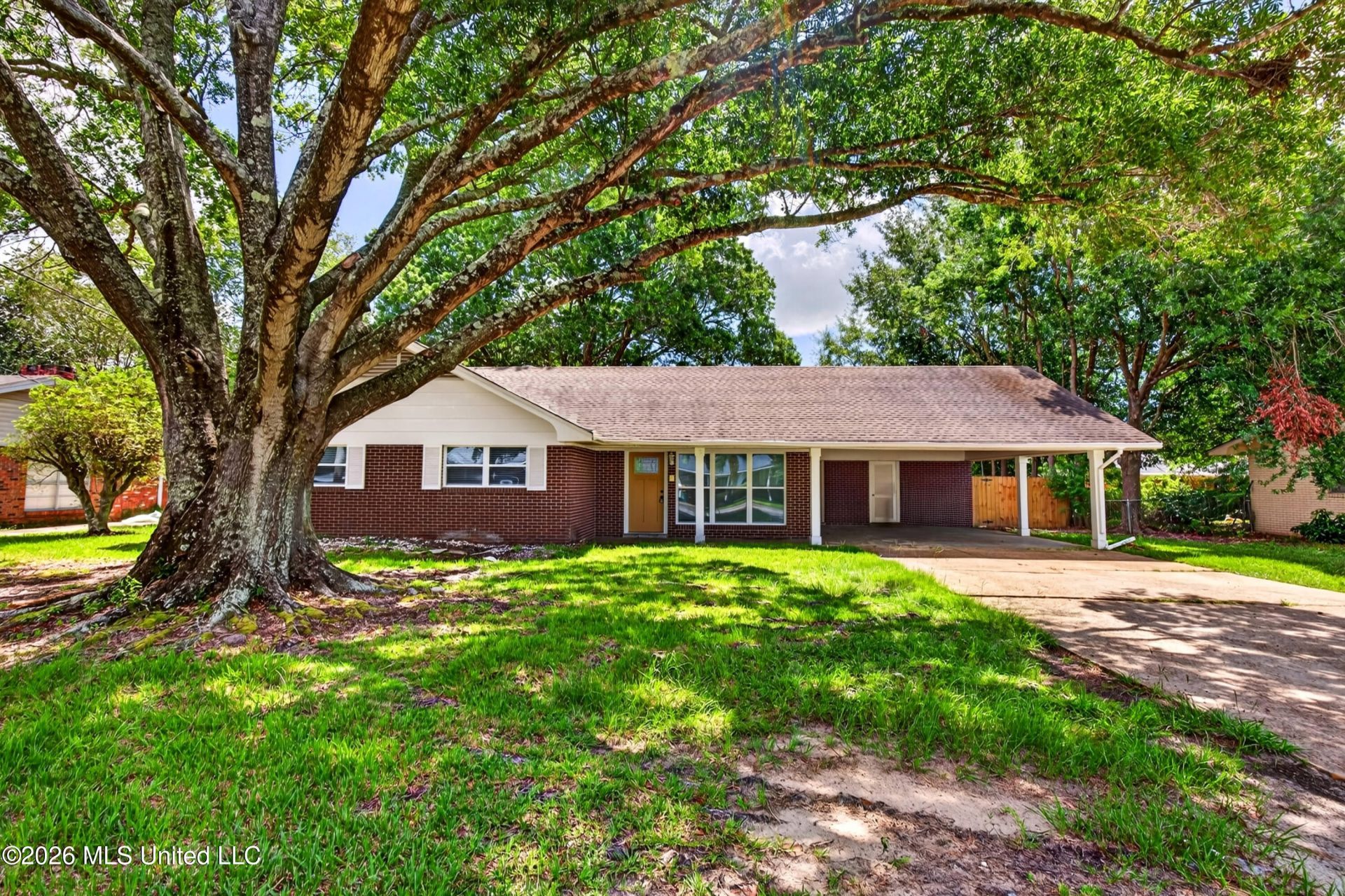 2211 Popps Ferry Road, Biloxi, MS 39532 Main Photo