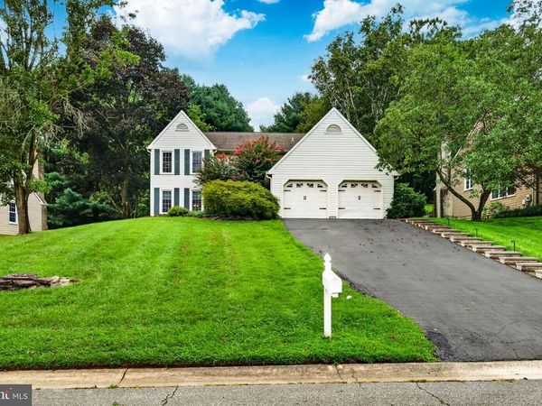 13 WILLOW CREEK LANE, NEWARK, DE 19711