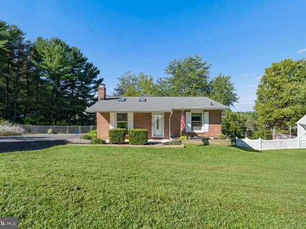 4 DONALDS LANE, MOUNT AIRY, MD 21771