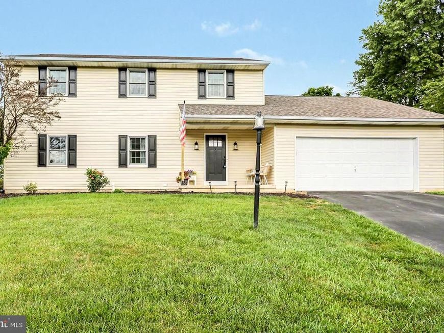 401 Greenfield Drive, Lebanon, PA 17042 Main Photo