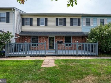 BLUE BELL, PA 19422