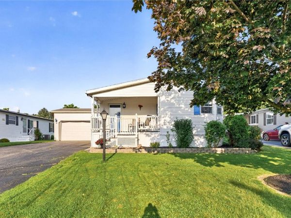 6353 Kims Drive, Victor, NY 14564
