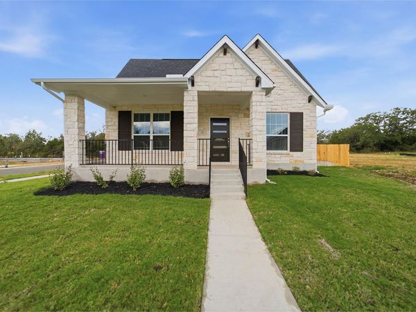 252 Villars DR, Salado, TX 76571