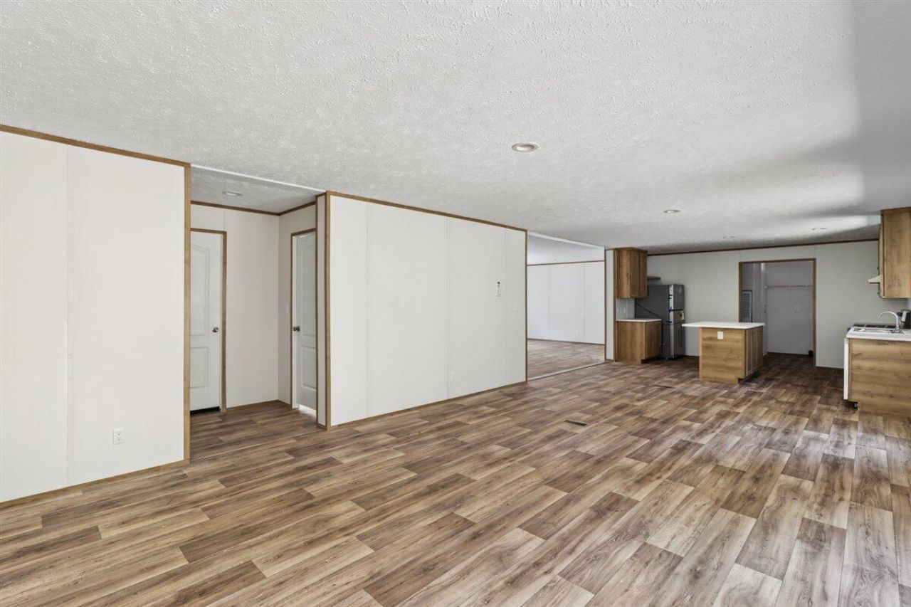 128 Sandridge Lane Photo 22