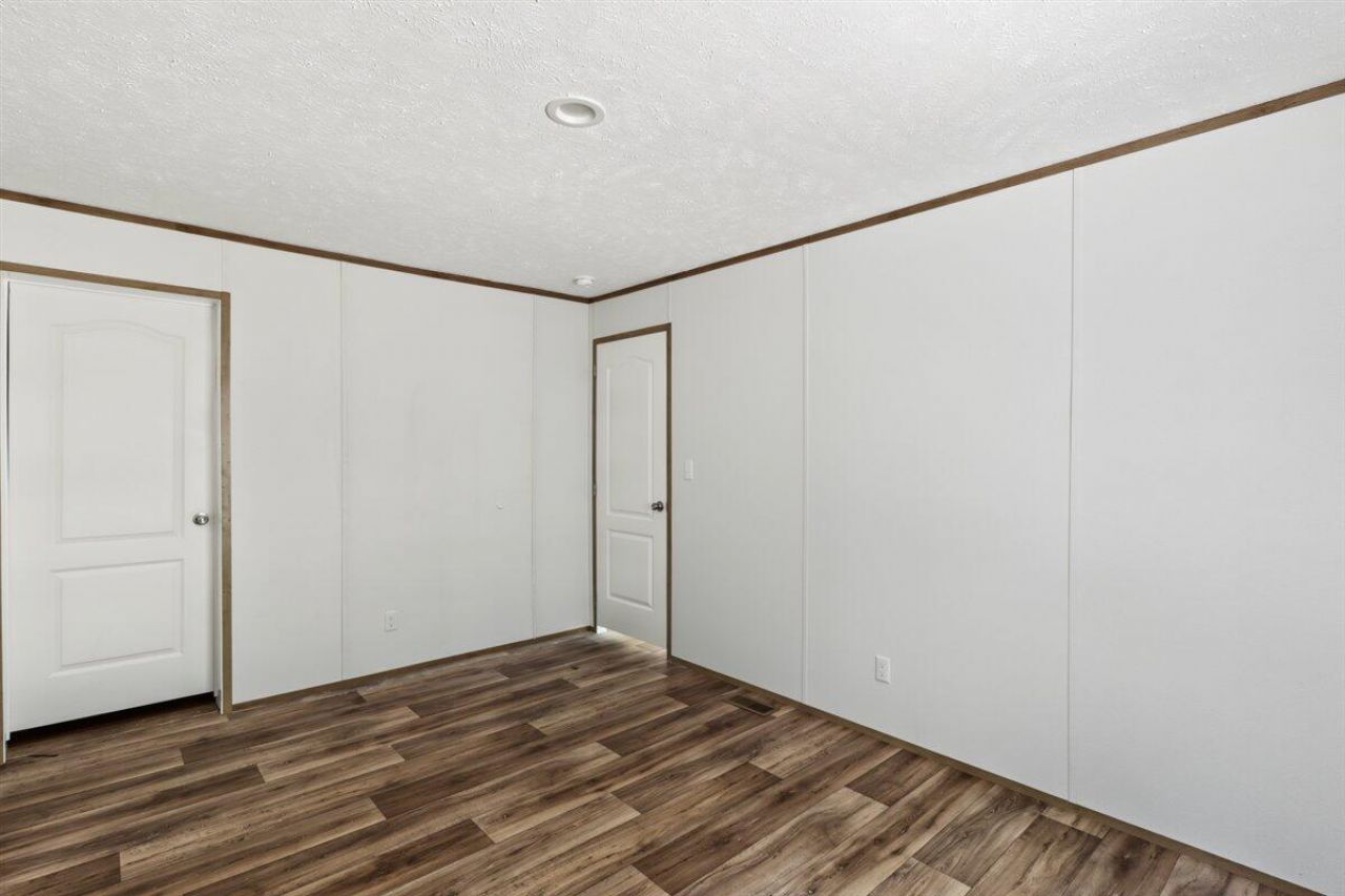 128 Sandridge Lane Photo 25