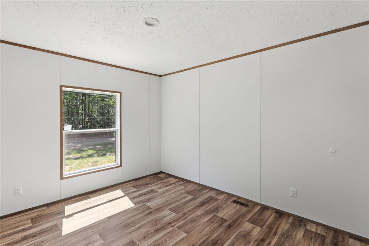 128 Sandridge Lane Photo 27