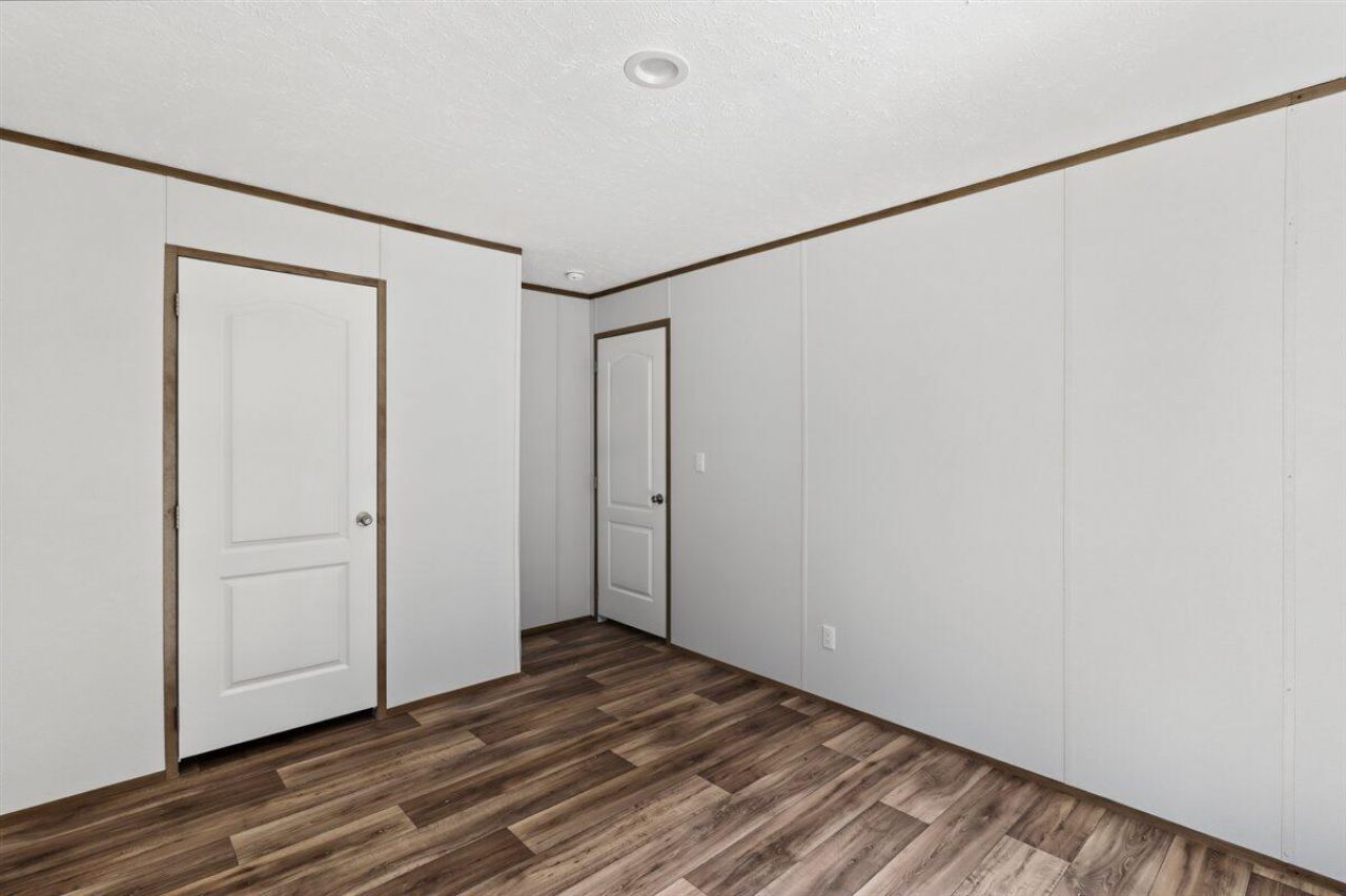 128 Sandridge Lane Photo 28
