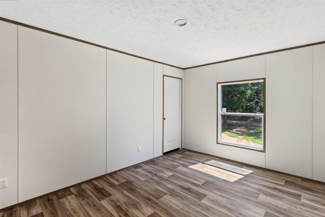 128 Sandridge Lane Photo 30