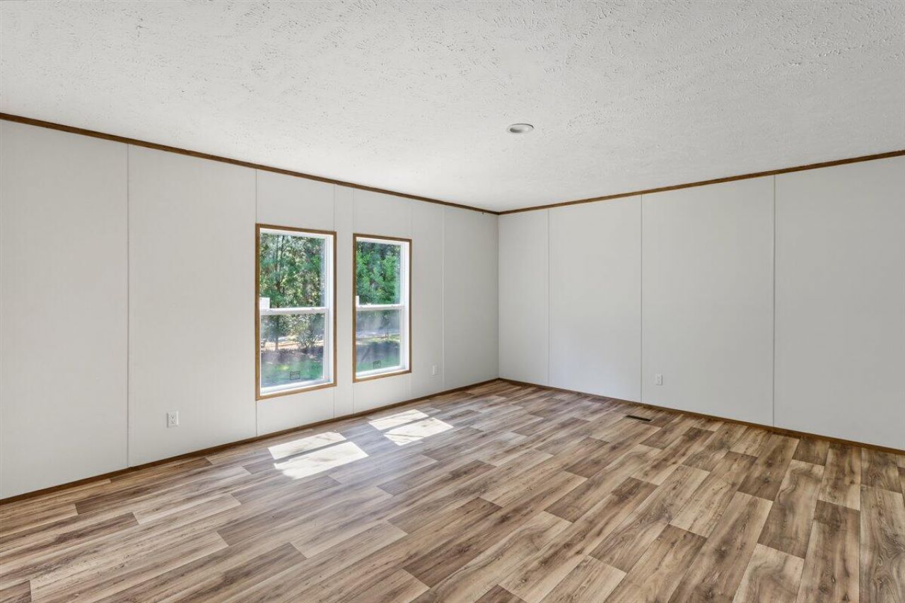 128 Sandridge Lane Photo 31