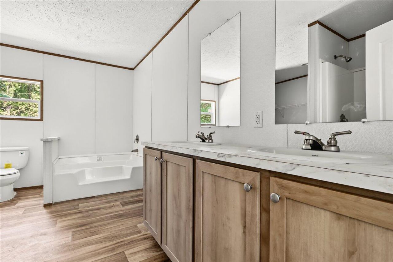 128 Sandridge Lane Photo 34