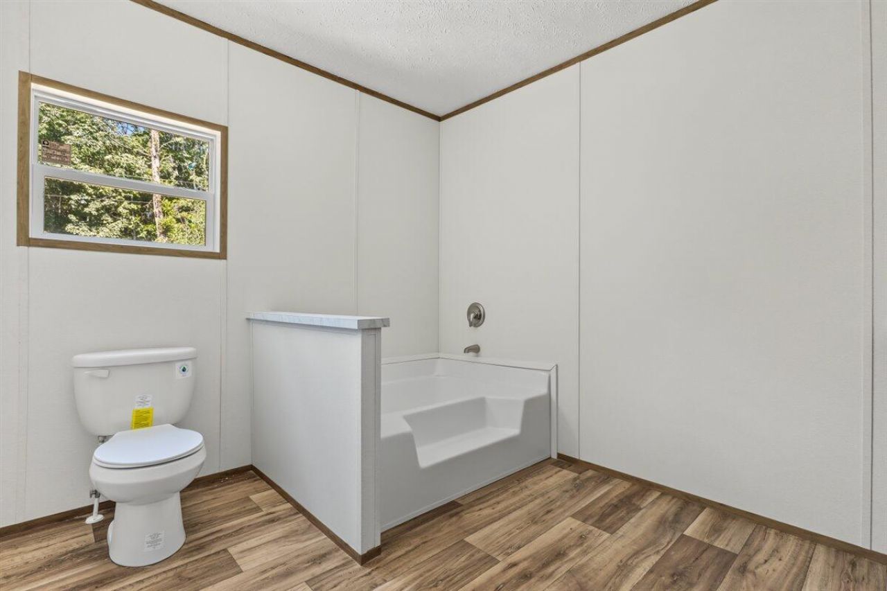 128 Sandridge Lane Photo 35
