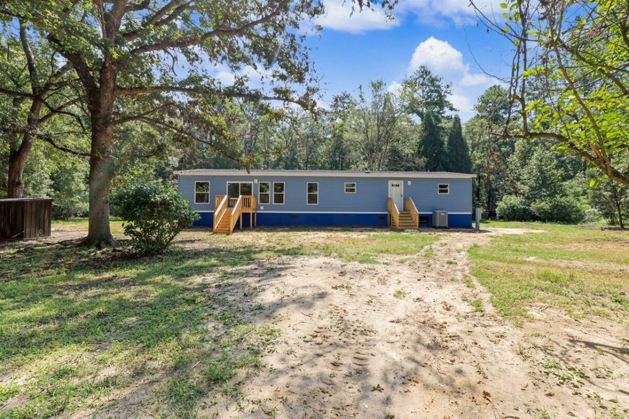 128 Sandridge Lane Photo 8