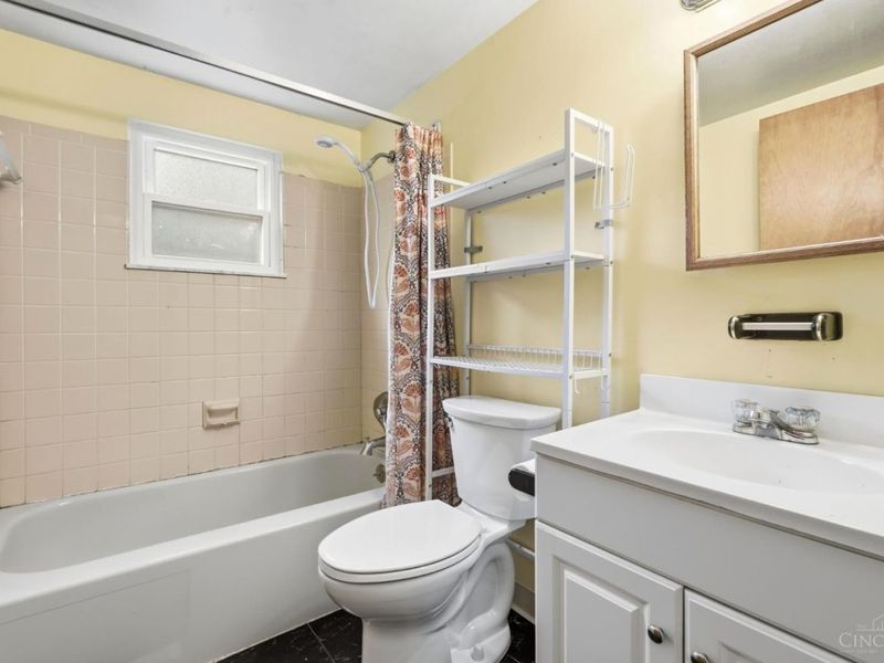1111 Betty Lane, Delhi Township, OH 45238 Photo 35