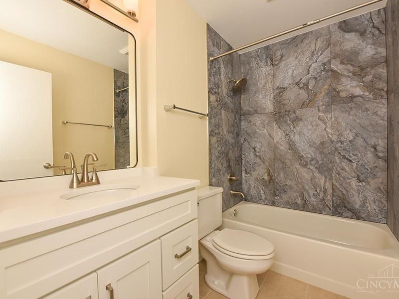 8721 Rupp Farm Drive, West Chester, OH 45069 Photo 24