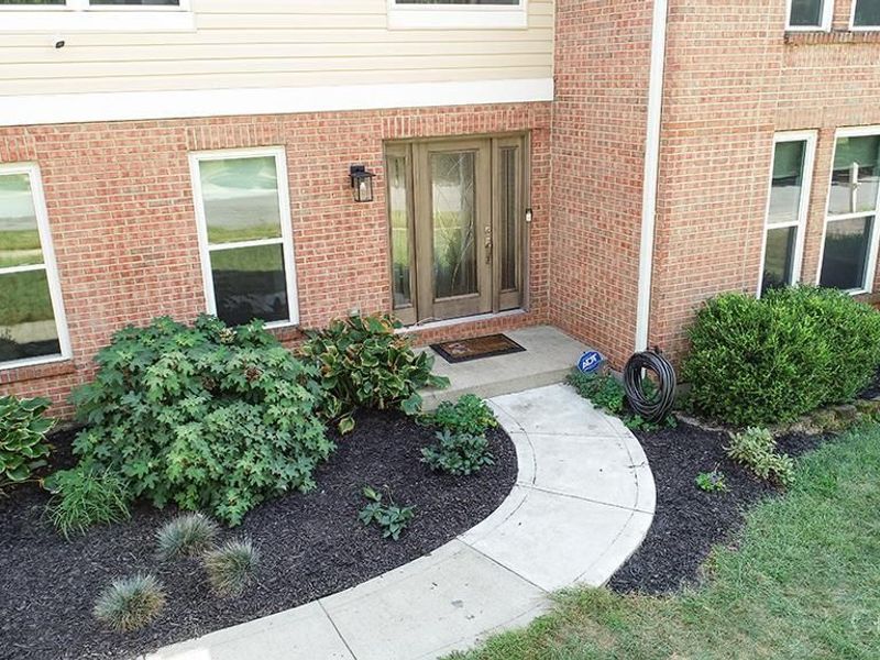 8721 Rupp Farm Drive, West Chester, OH 45069 Photo 3