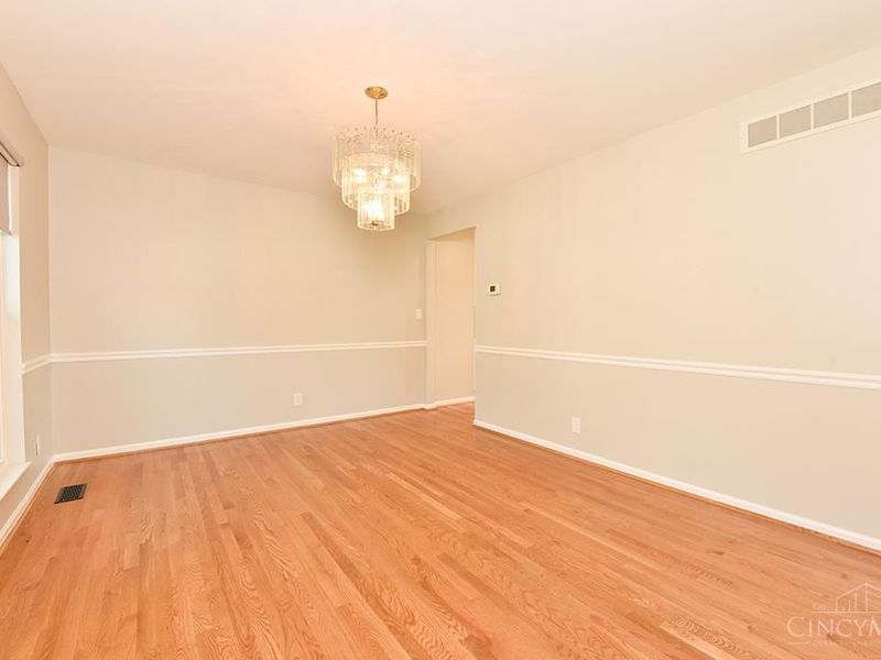 8721 Rupp Farm Drive, West Chester, OH 45069 Photo 6