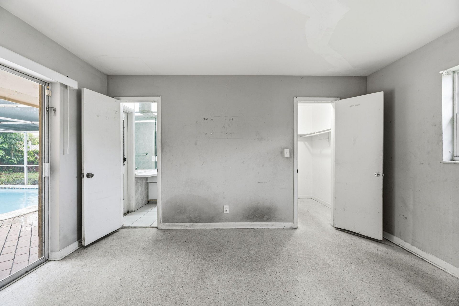 2700 NW 36th Avenue, Lauderdale Lakes, FL 33311 Photo