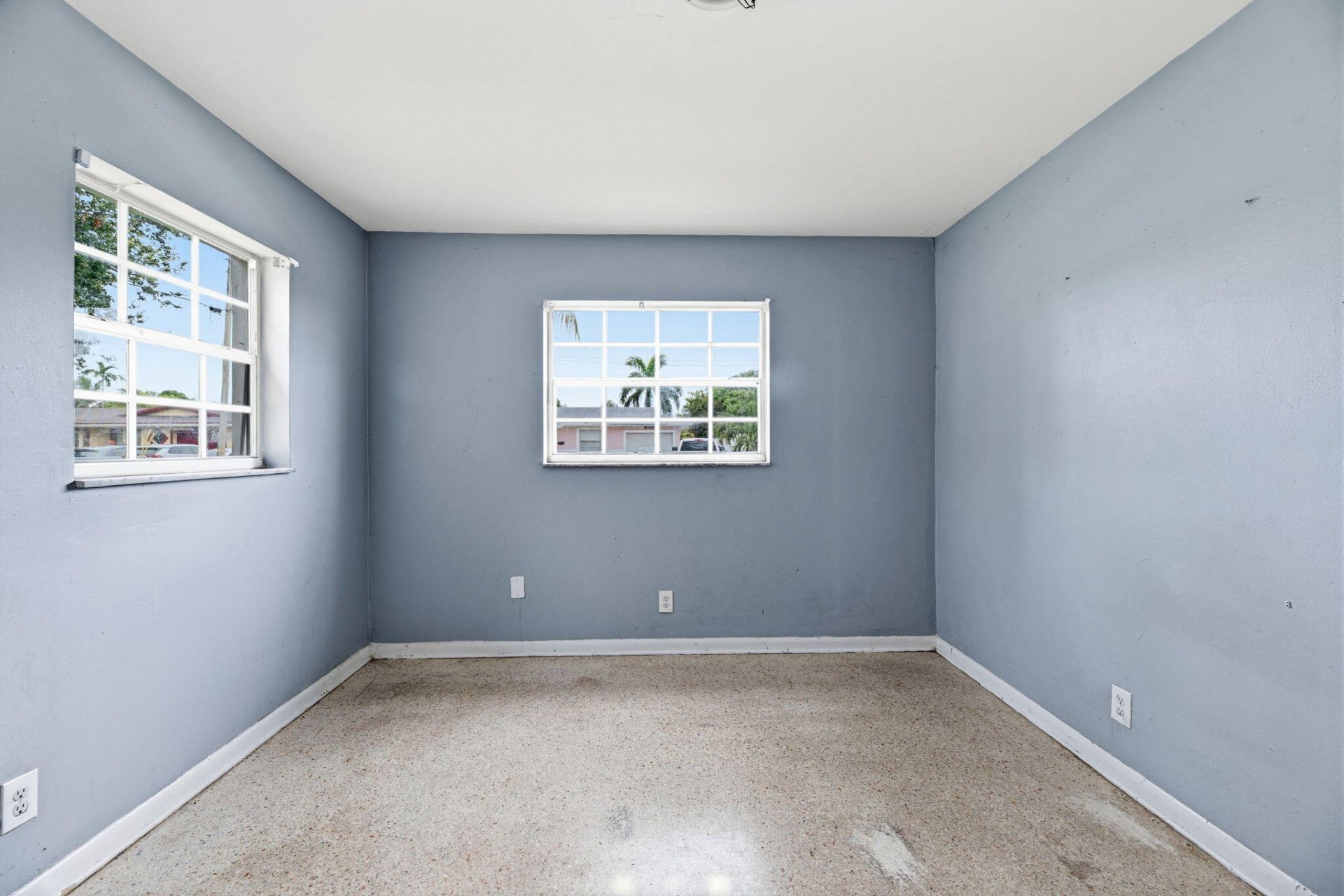 2700 NW 36th Avenue, Lauderdale Lakes, FL 33311 Photo