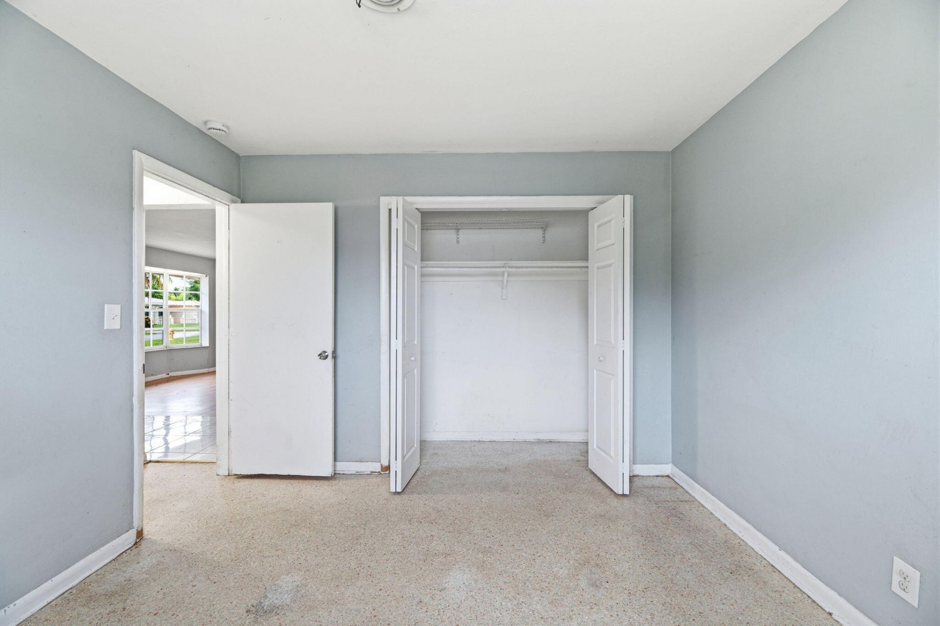 2700 NW 36th Avenue, Lauderdale Lakes, FL 33311 Photo