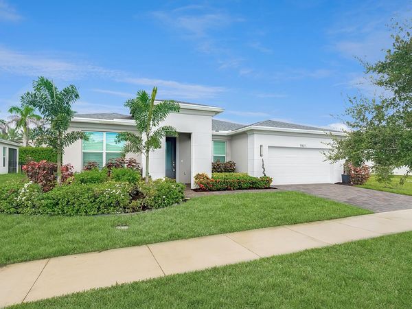 11821 SW Lyra Drive, Port St. Lucie, FL 34987