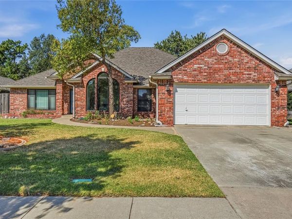 3808 Drawbridge Lane, Norman, OK 73072