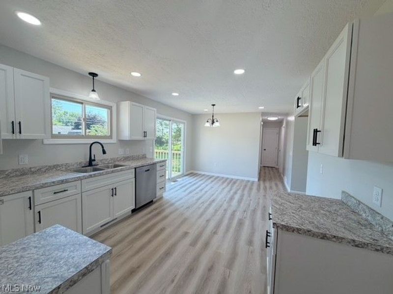 11349 East Avenue NE, Sandyville, OH 44671 Photo 8