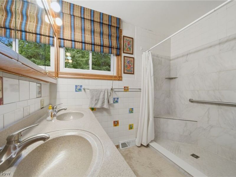 5153 Sheaters Drive, North Canton, OH 44720 Photo 12