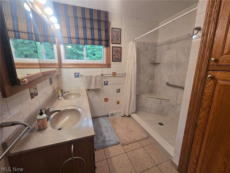 5153 Sheaters Drive, North Canton, OH 44720 Photo 19