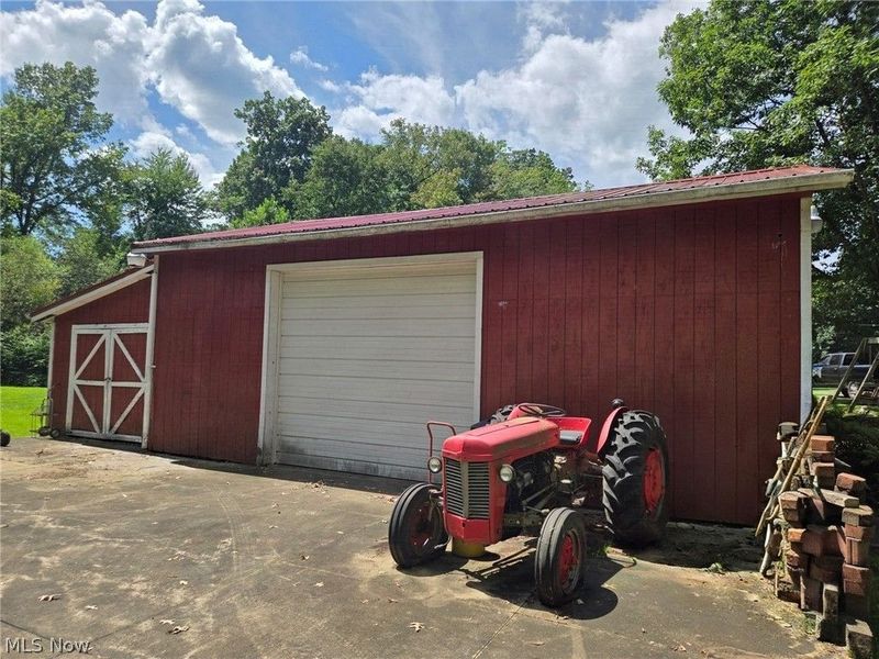 5153 Sheaters Drive, North Canton, OH 44720 Photo 2