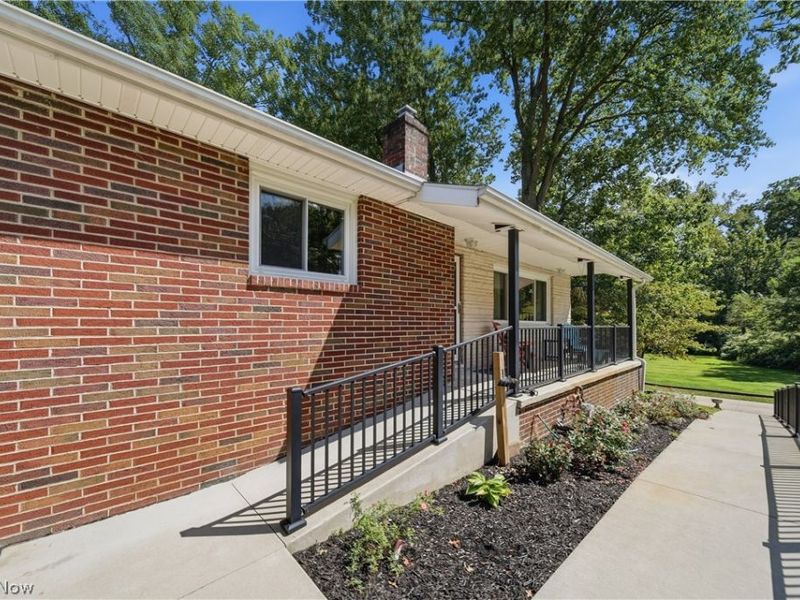 5153 Sheaters Drive, North Canton, OH 44720 Photo 4