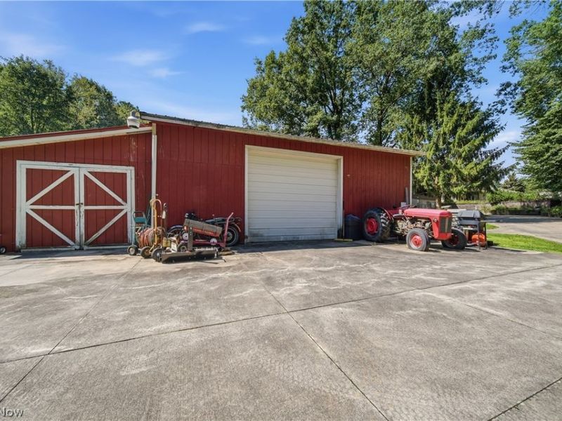 5153 Sheaters Drive, North Canton, OH 44720 Photo 8
